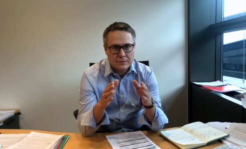 Johan Danielsson ger inte upp hoppet inför nästa möte.