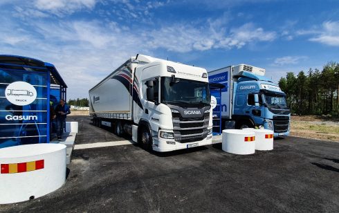 Regeringen lanserar nu en ny miljölastbilspremie som ger stöd till bland annat lastbilar som drivs med gas.