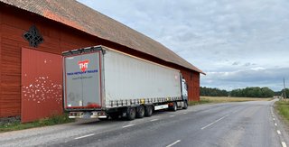 Trailerns ägare är inte misstänkt för något brott.