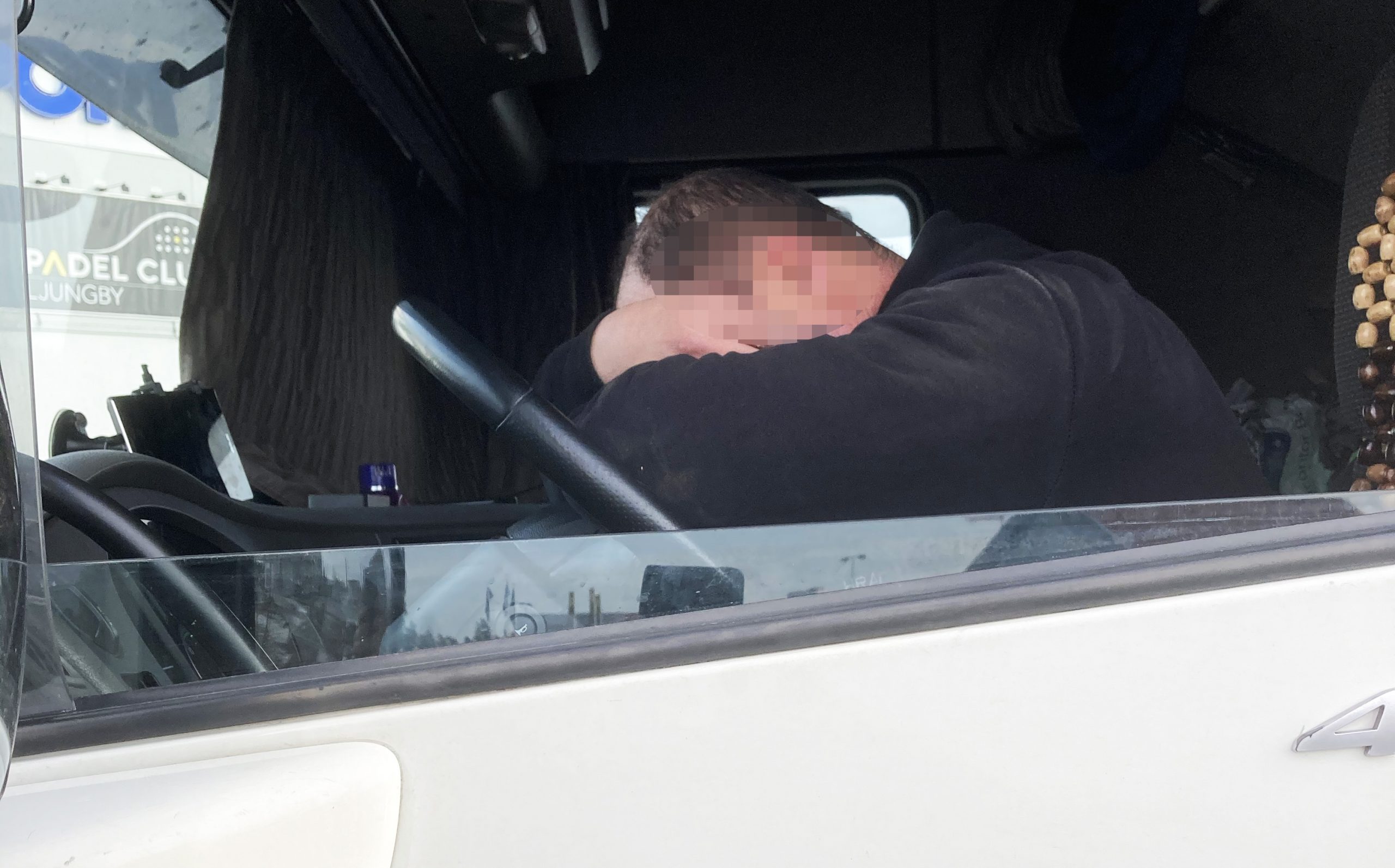 Vittnen upplevde förarens tillstånd vara sådant att fordonsnycklarna behövde tas omhand.