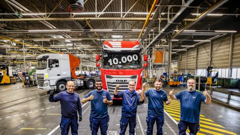 DAF har byggt sin 10 000:e nya generationens DAF-lastbil.
